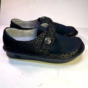 ALEGRIA Den PG  Shoes Clogs Croc Black embossed leather & Neoprene Sz 38/ 8-81/2